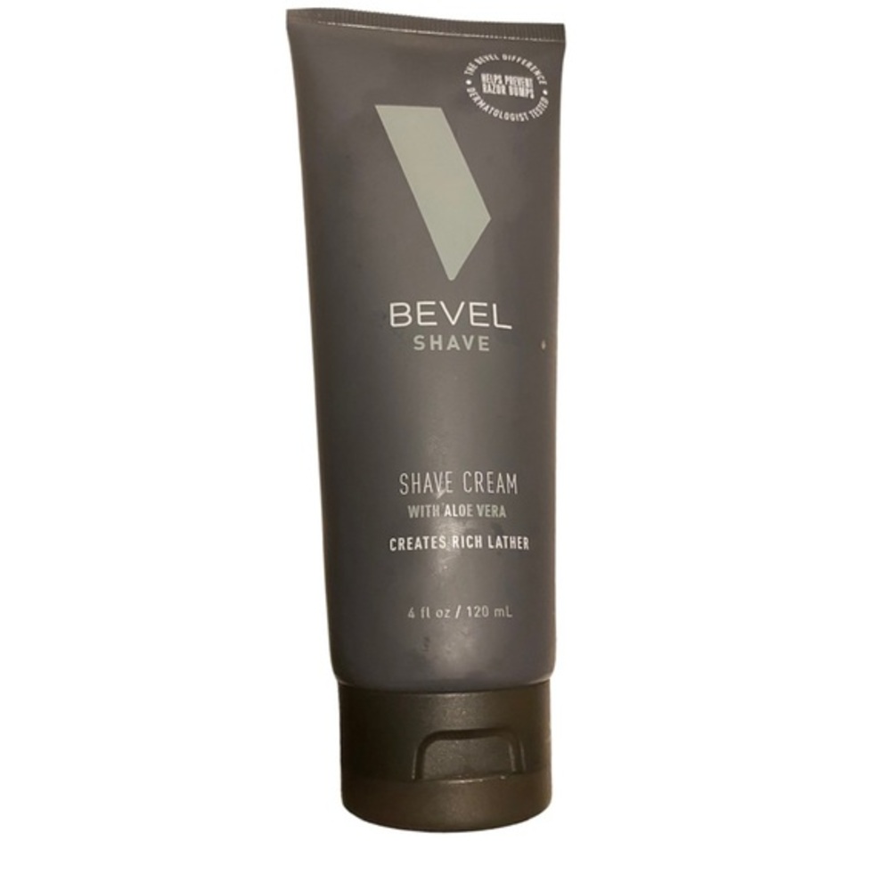 Shaving Cream for Men by Bevel - Vitamin E & 4.0 Fl Oz (Pack of 1).
